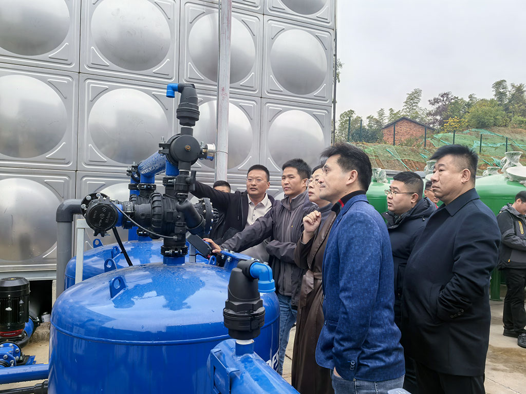 測試臺(tái) 測試臺(tái)